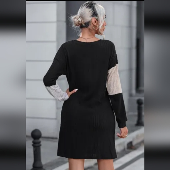 🌷LAST TWO!!  Black Ribbed Color Block Drop Shoulder Long Sleeve Mini Dress - Picture 4 of 8